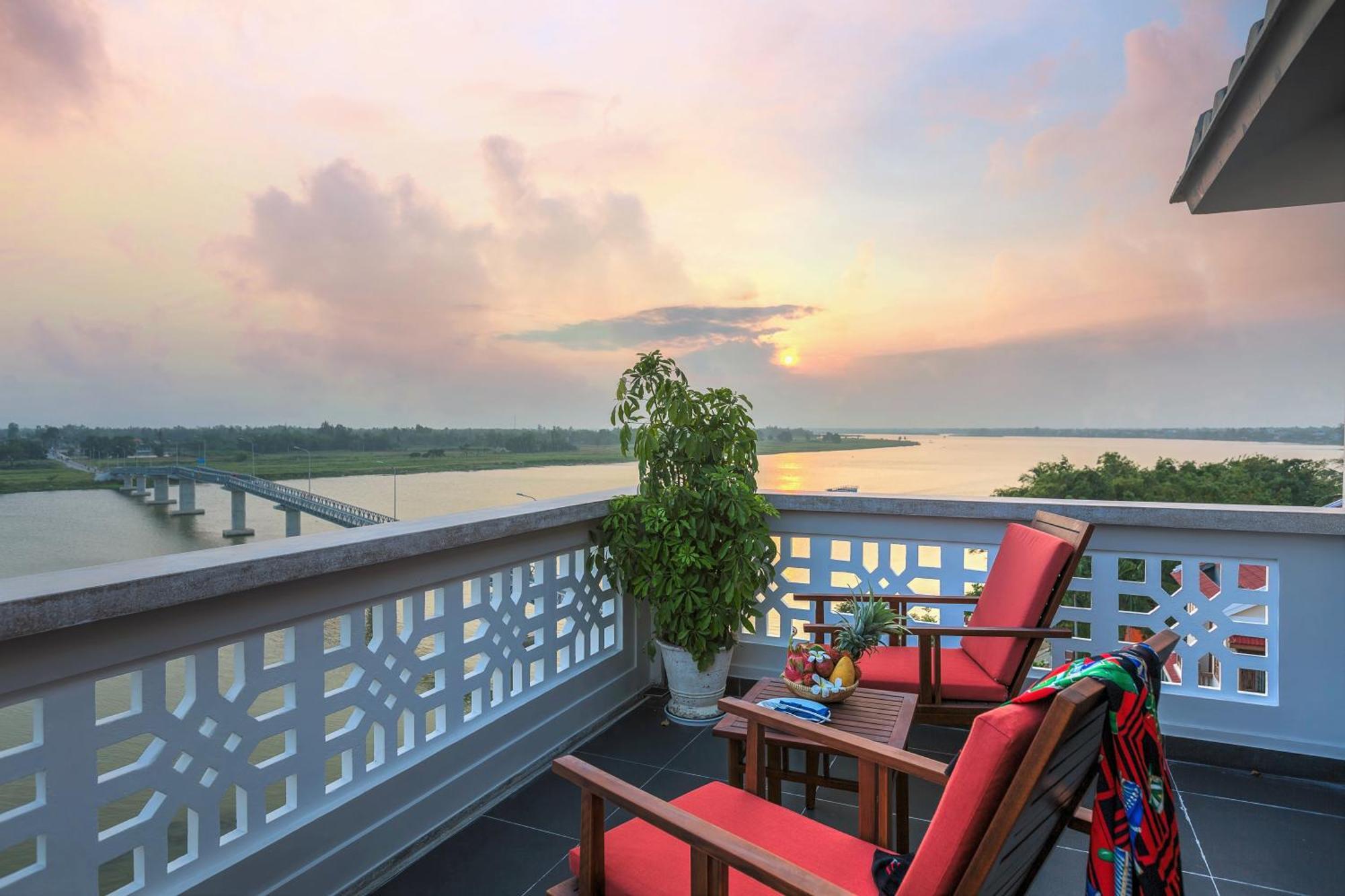 Duplex Family Suite River view
