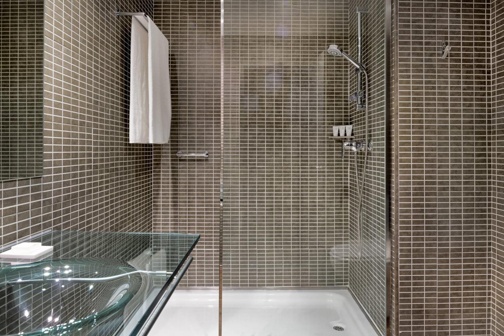 Standard Room Twin, Guest room, 2 Twin/Single Bed(s),1643138463:JPEG