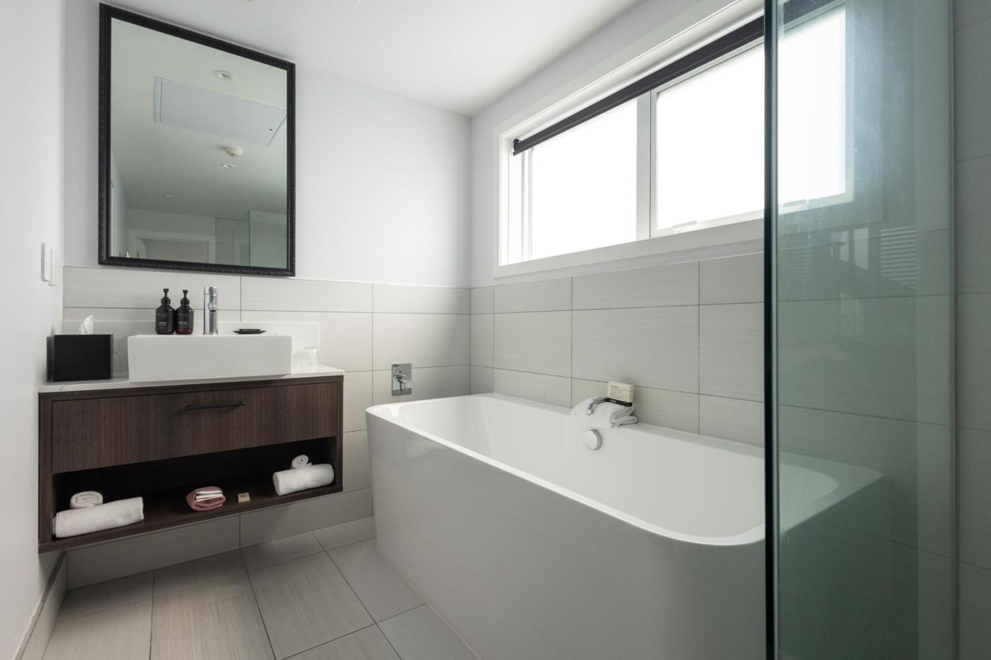 Boutique One-Bedroom Suite