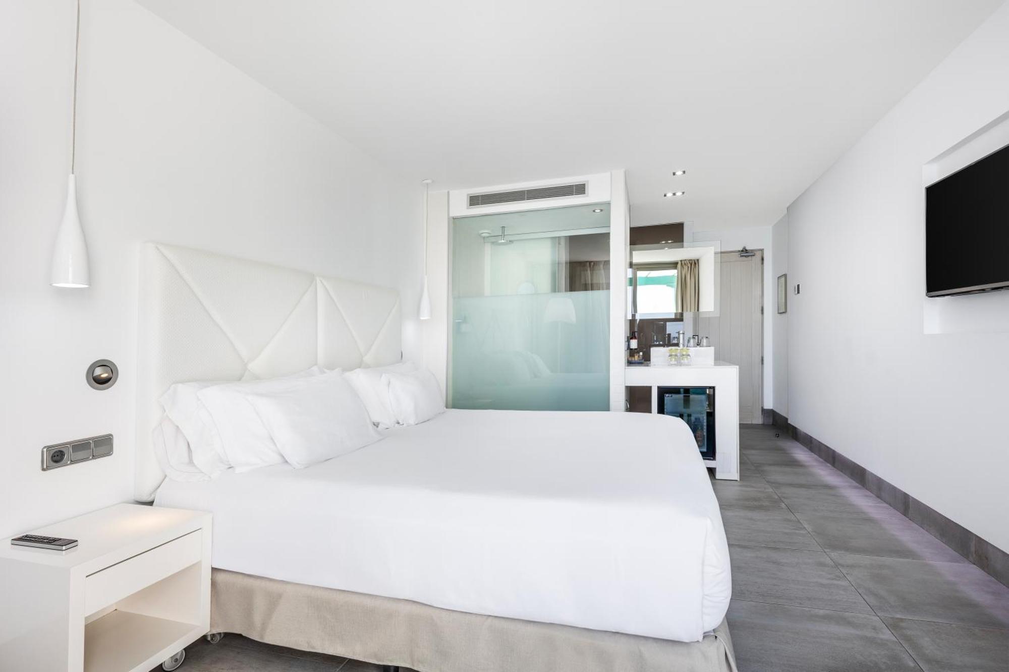 Deluxe Single Room,1651728882:JPEG
