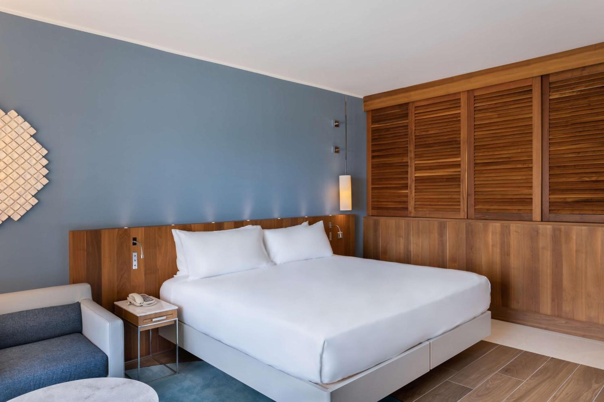 Classic Kamer met Kingsize Bed en Slaapbank - Uitzicht op de Tuin
