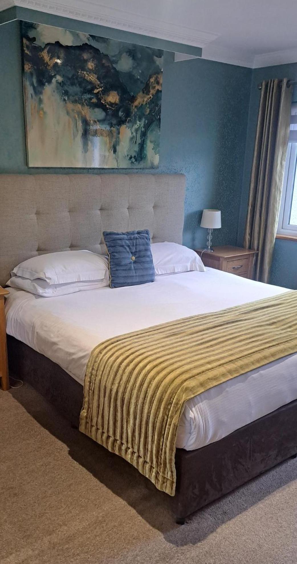Deluxe Double or Twin Room