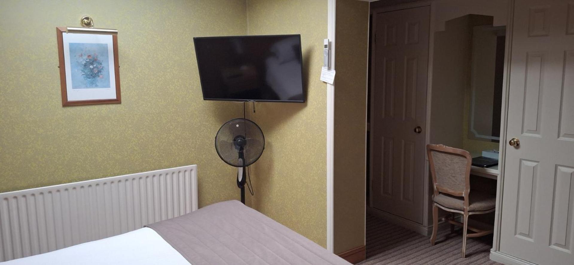 Double or Twin Room Skylight Window Only