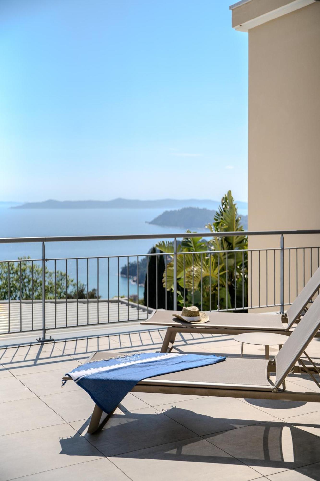 Suite Junior avec Splendide Terrasse e 40 m2 - Vue sur Mer