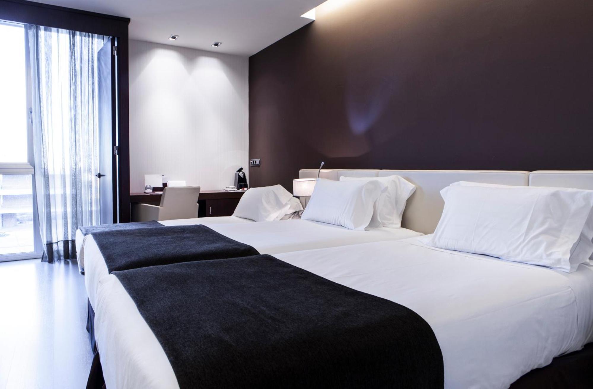 Triple Room,1679568450:JPEG