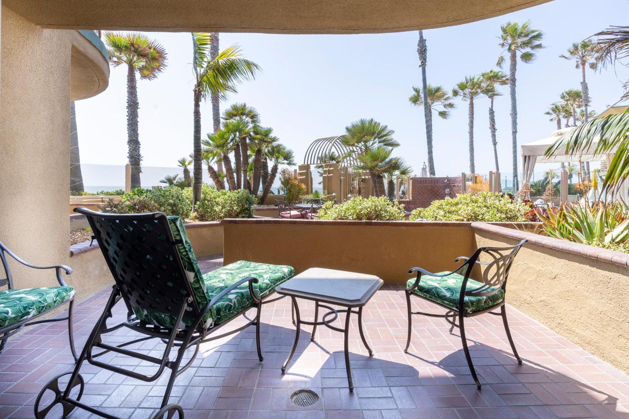 Partial Ocean View Standard Room