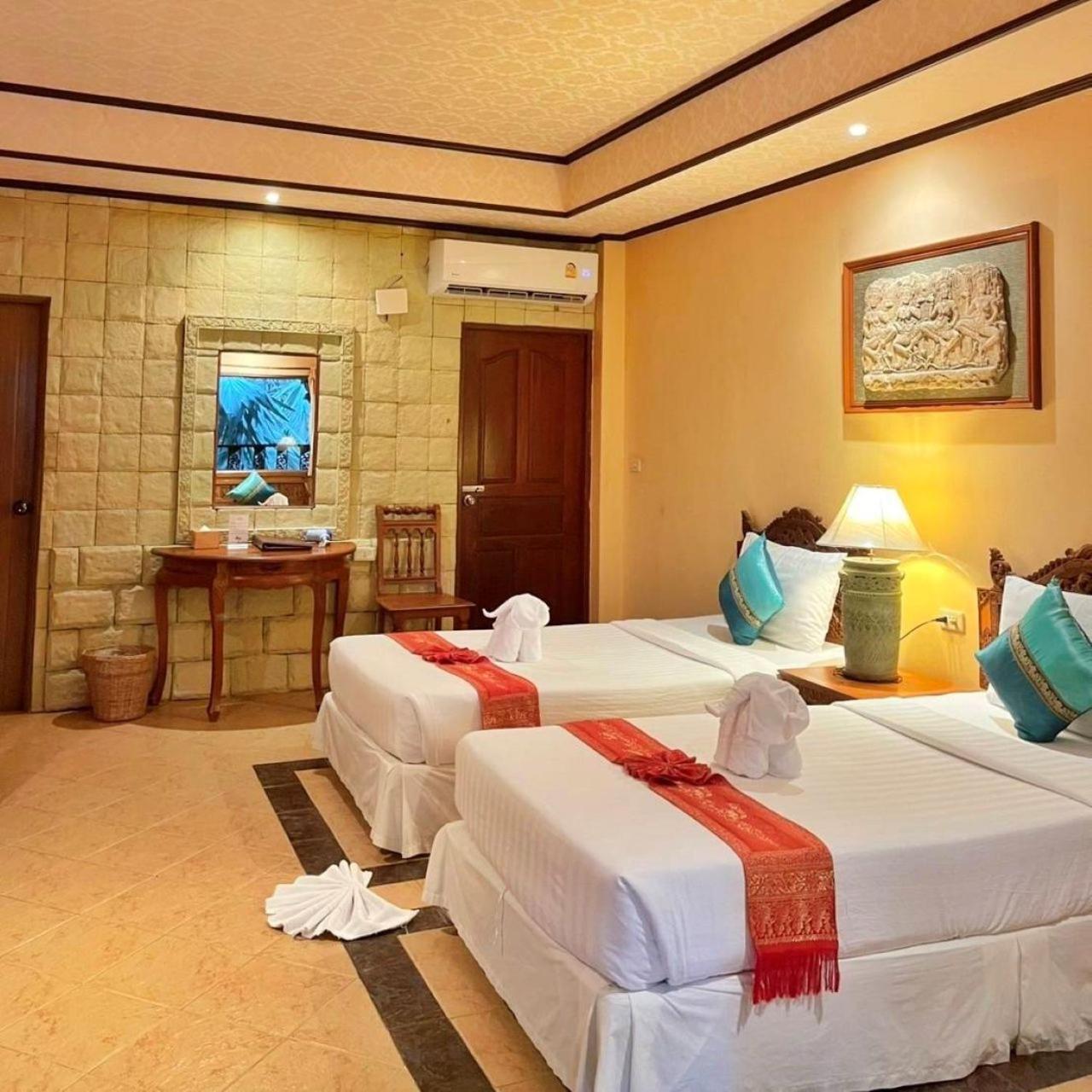 Superior Twin Room Garden View