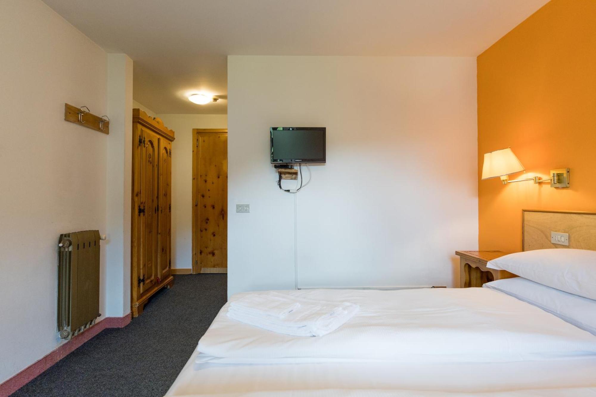 Double or Twin Room Balcony,1690950399:JPEG