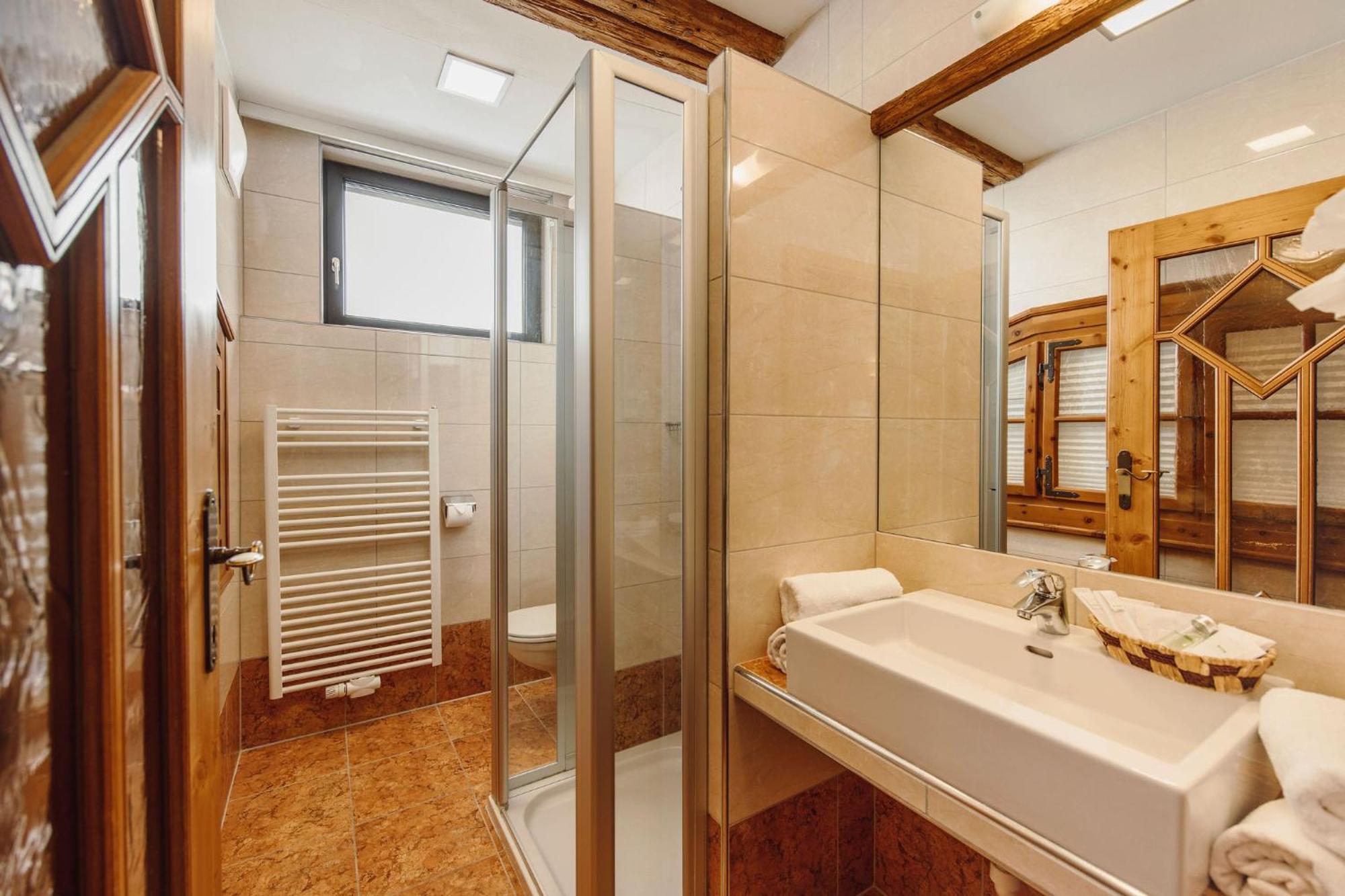 Double Room with Mountain View