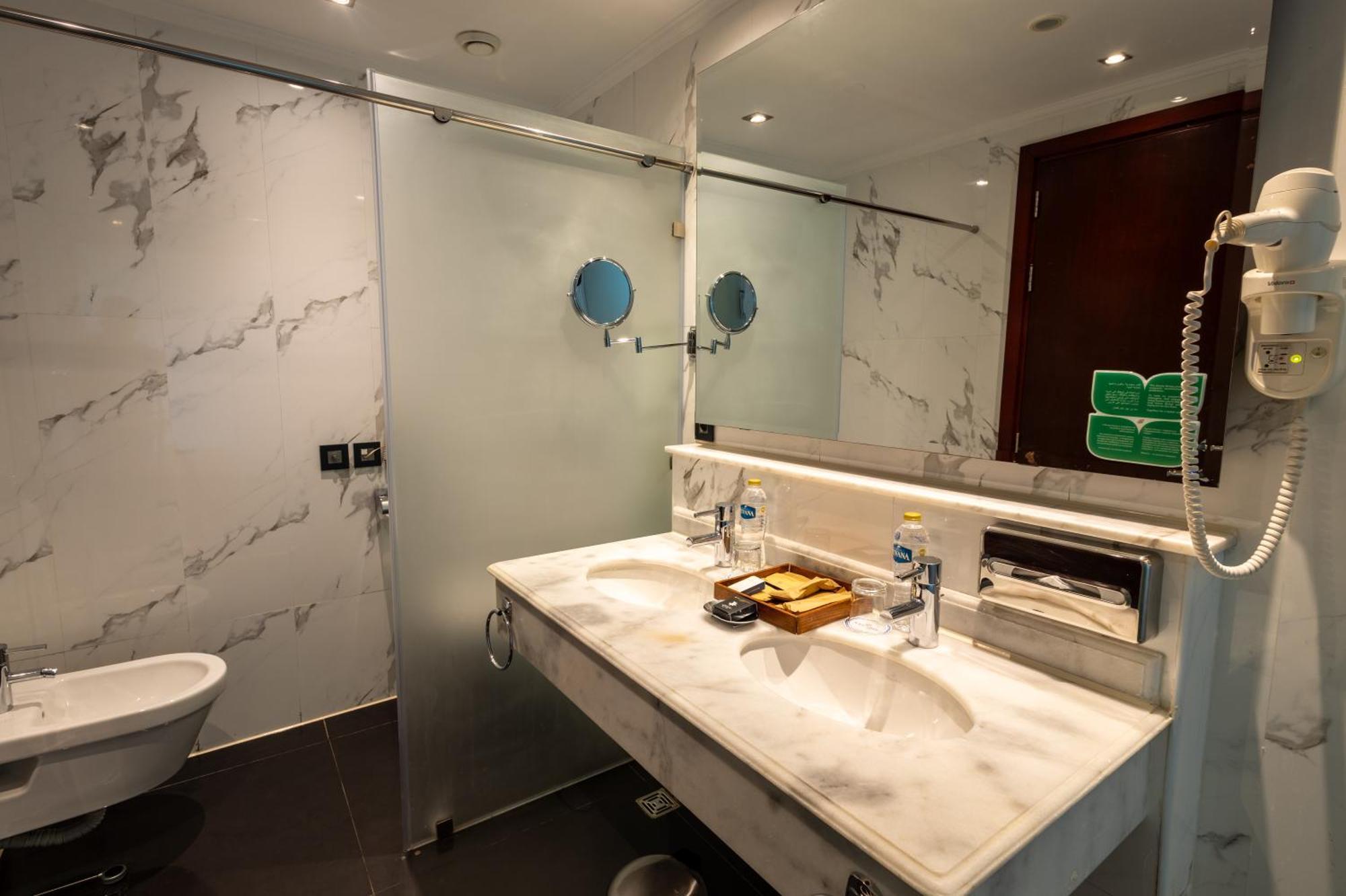 Royal Savoy Room Adults Only