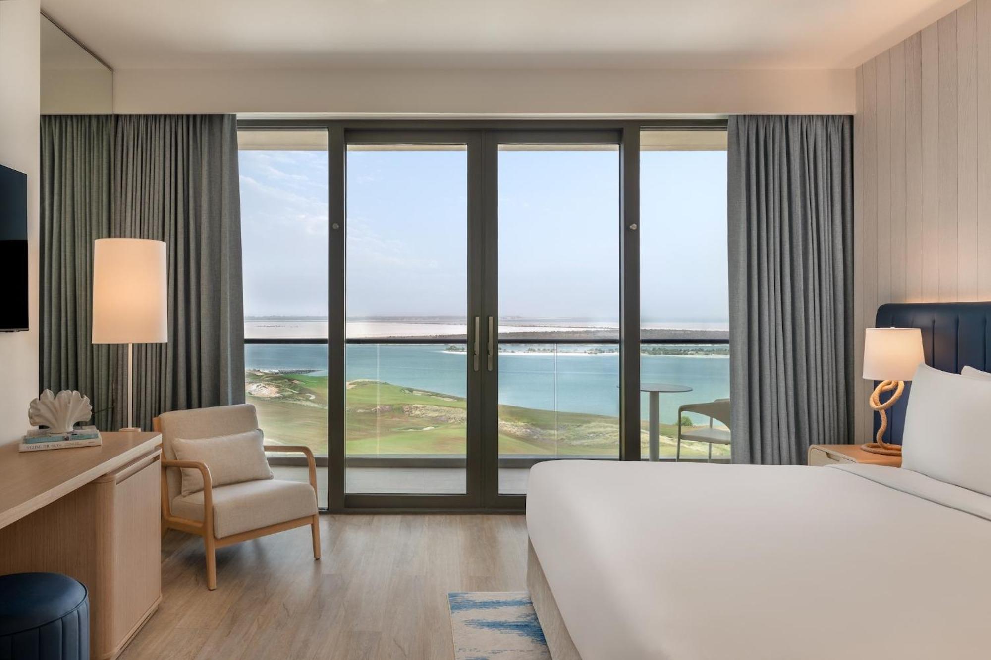 Two-Bedroom Suite Sea View Balcony Theme Park Access,1705579896:JPEG