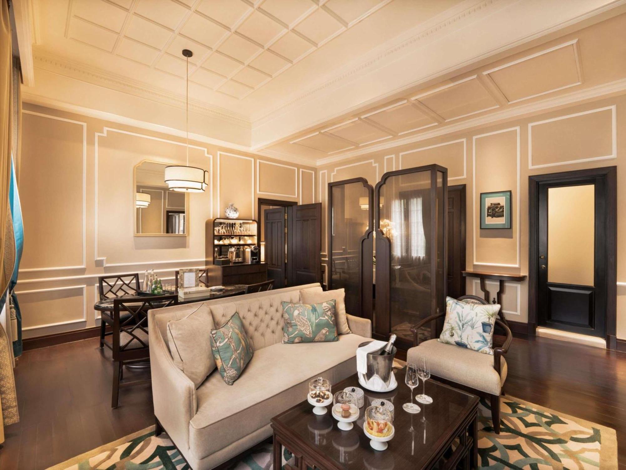 Heritage Wing Graham Greene Suite with King Beds - Metropole Privileges and Benefits