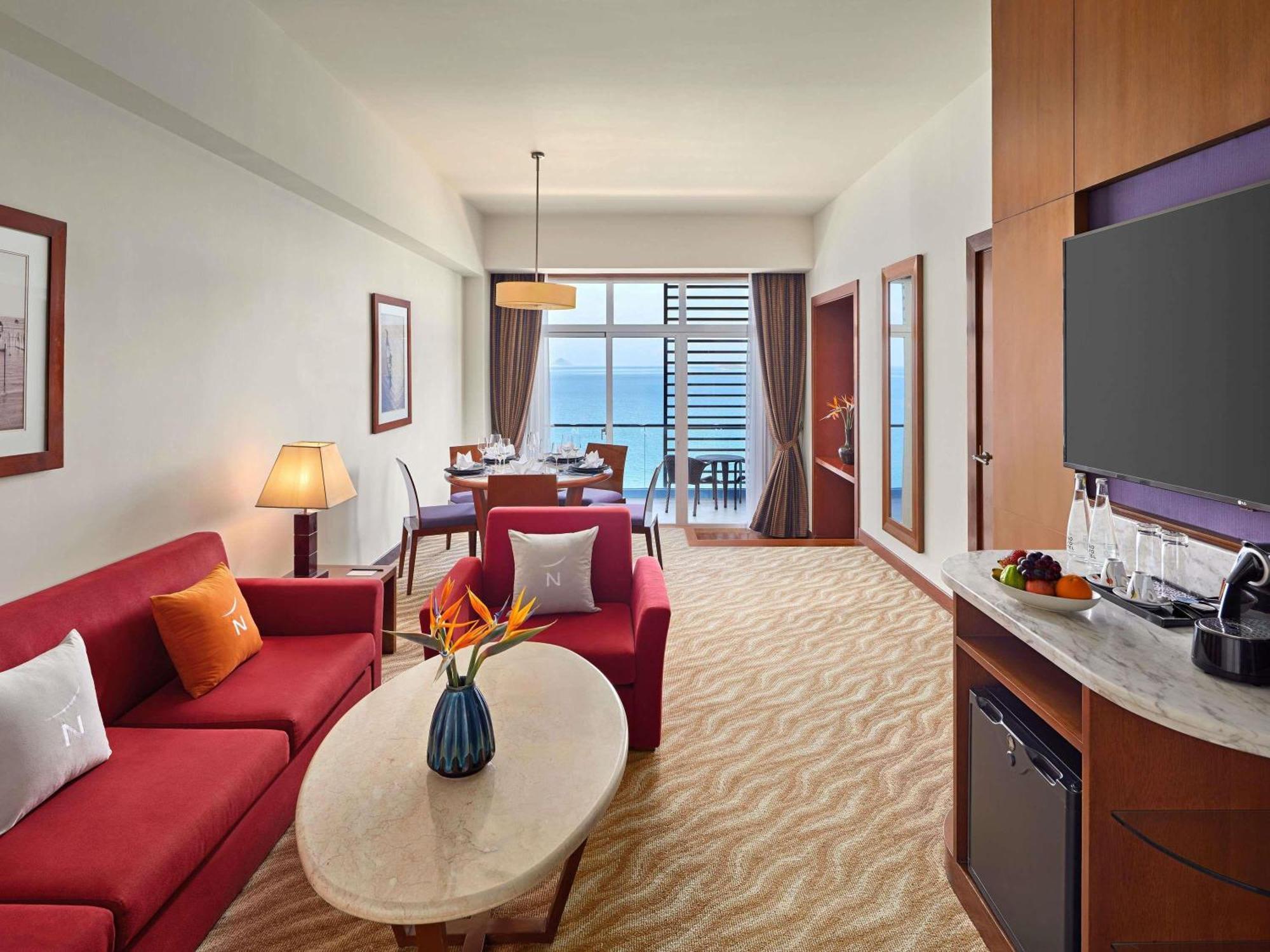 Superior King Suite