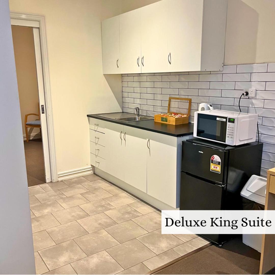 Deluxe King Suite