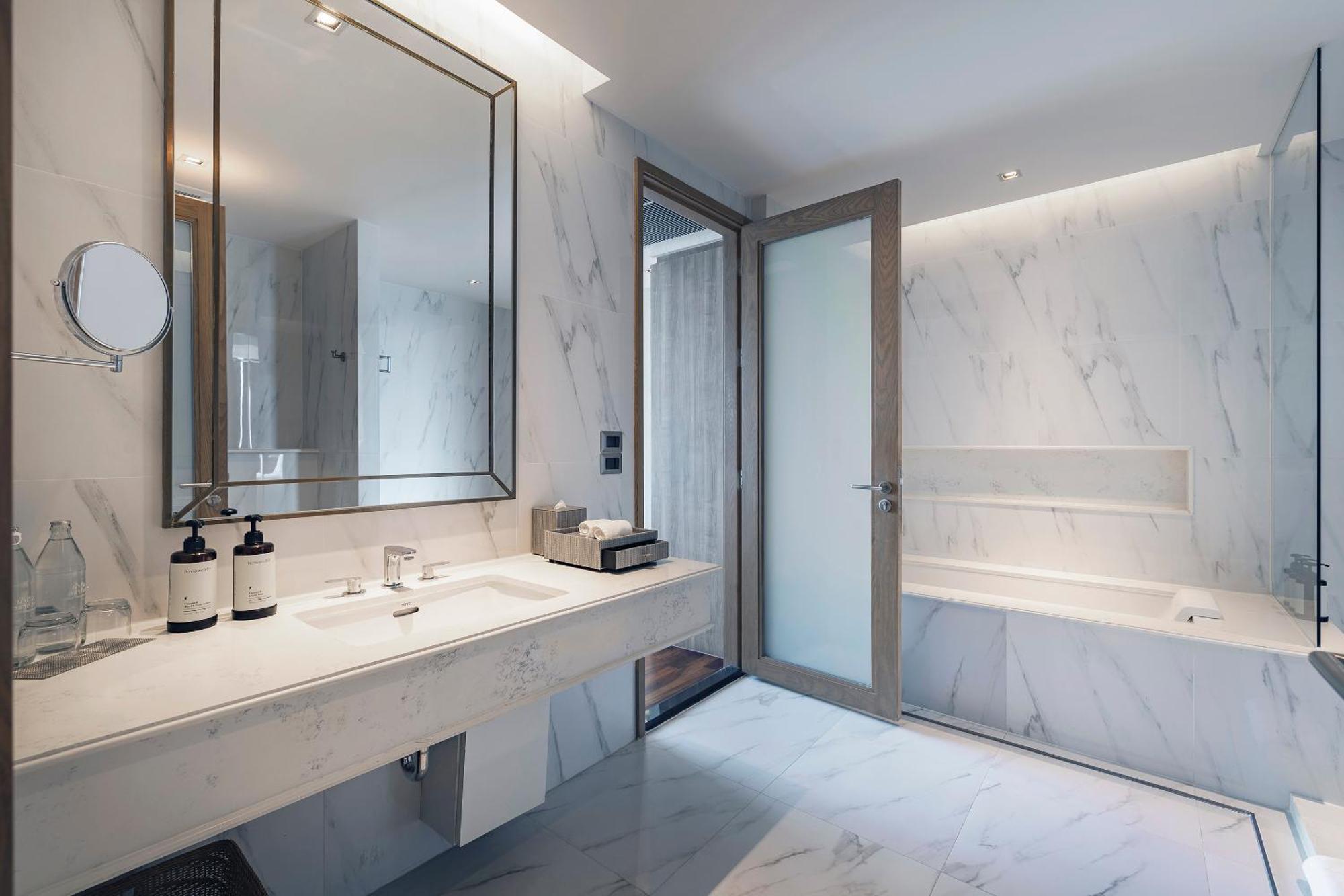 Balcony Suite