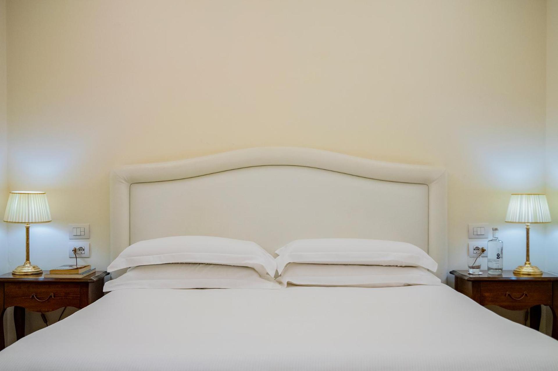 Classic Double Room,1742757604:JPEG