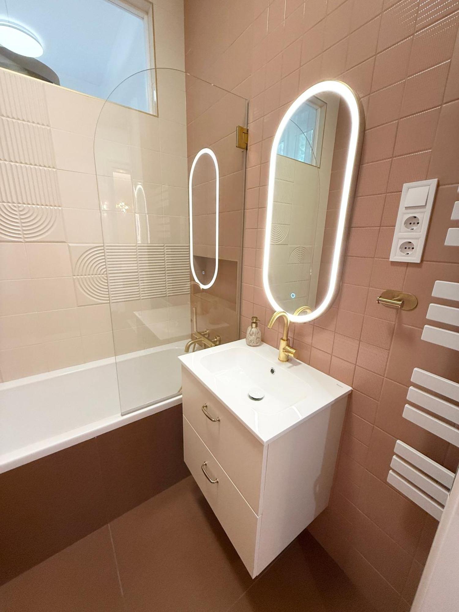 Superior Apartment