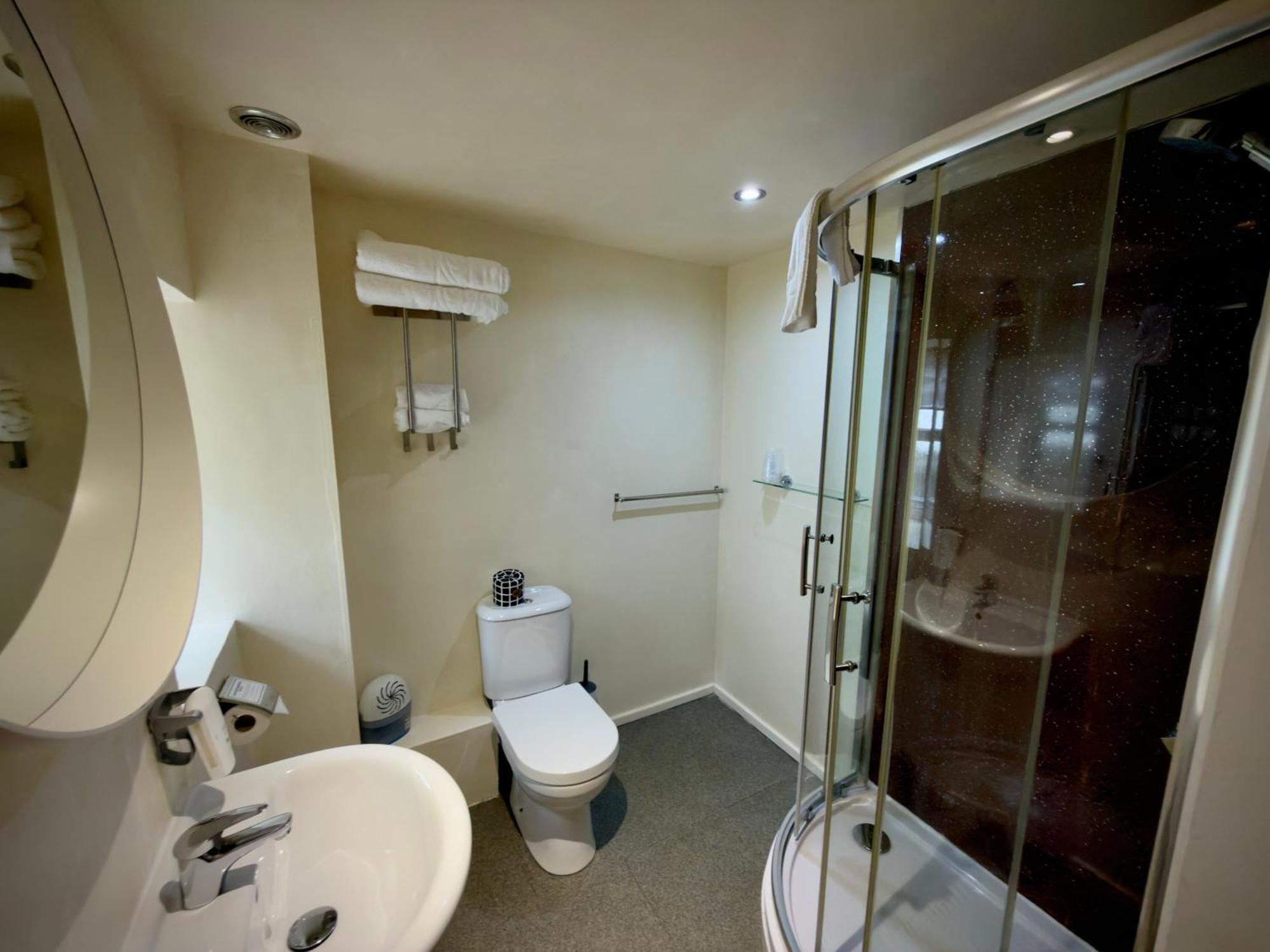 Double or Twin Room Ground Floor Annex