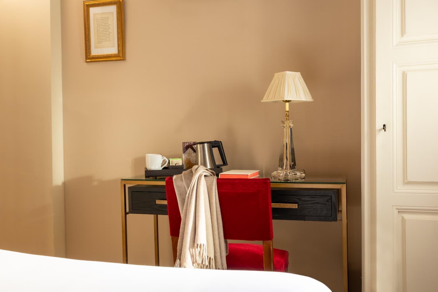 "Cosy" Room,1765169933:JPEG