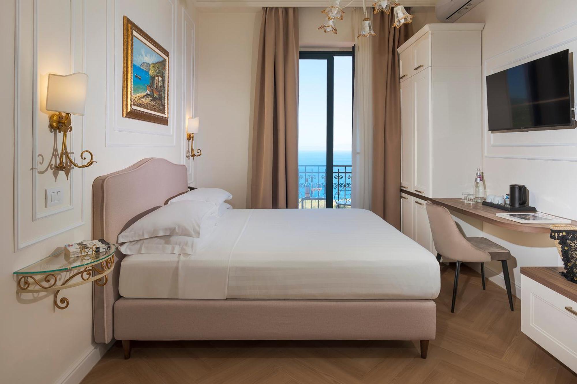 Superior Double Sea View Balcony