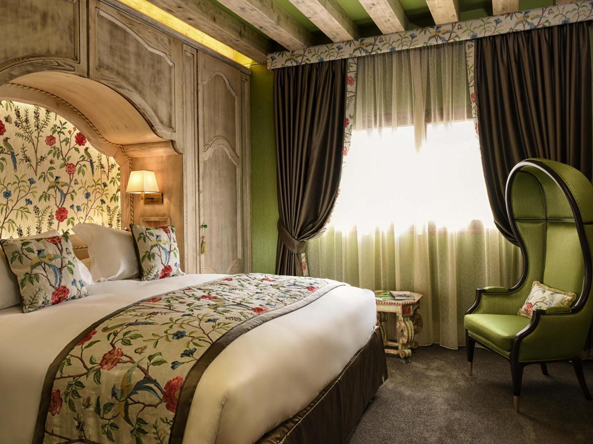Deluxe Double Room Canal View or Terrace