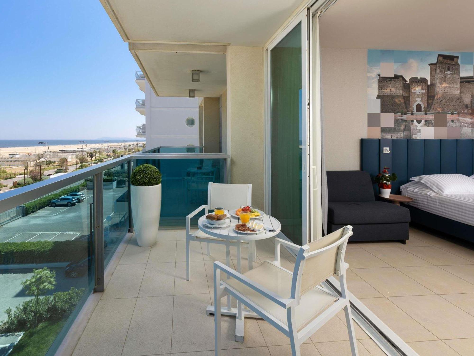 Privilege Room 1 Double Bed 1 Single Bed Sea Front