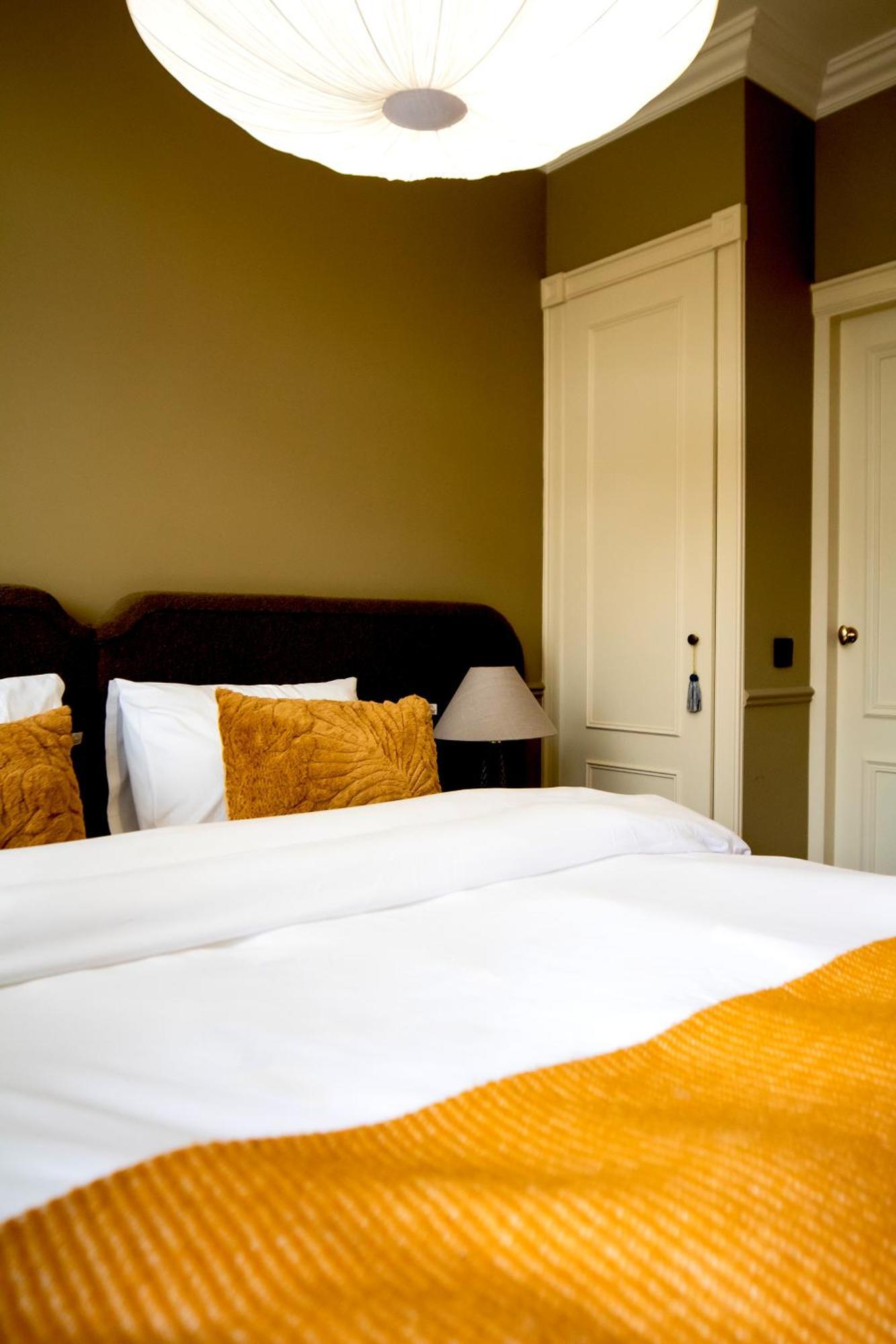 Tiny Single room