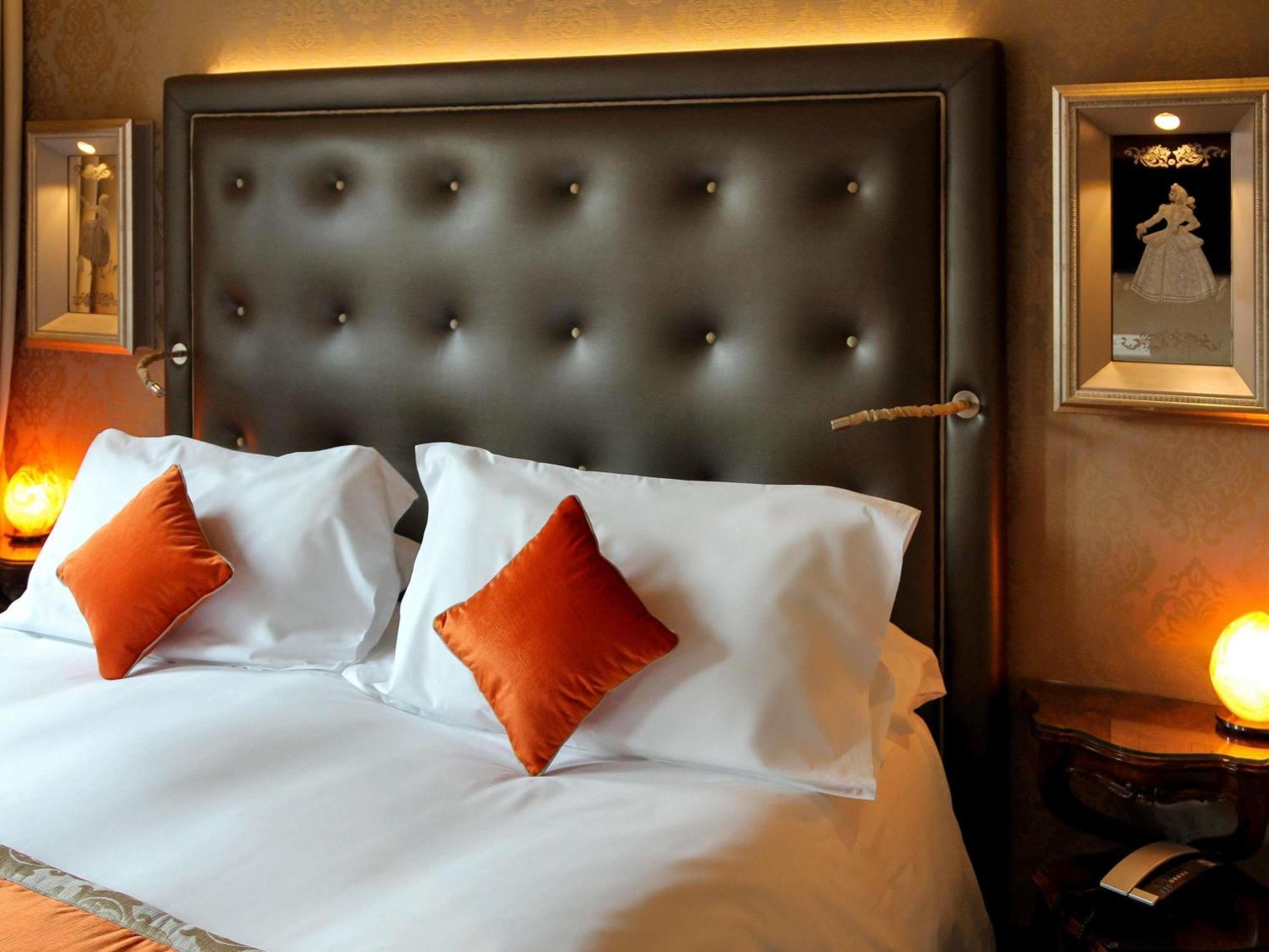Superior Double or Twin Room Garden or City View