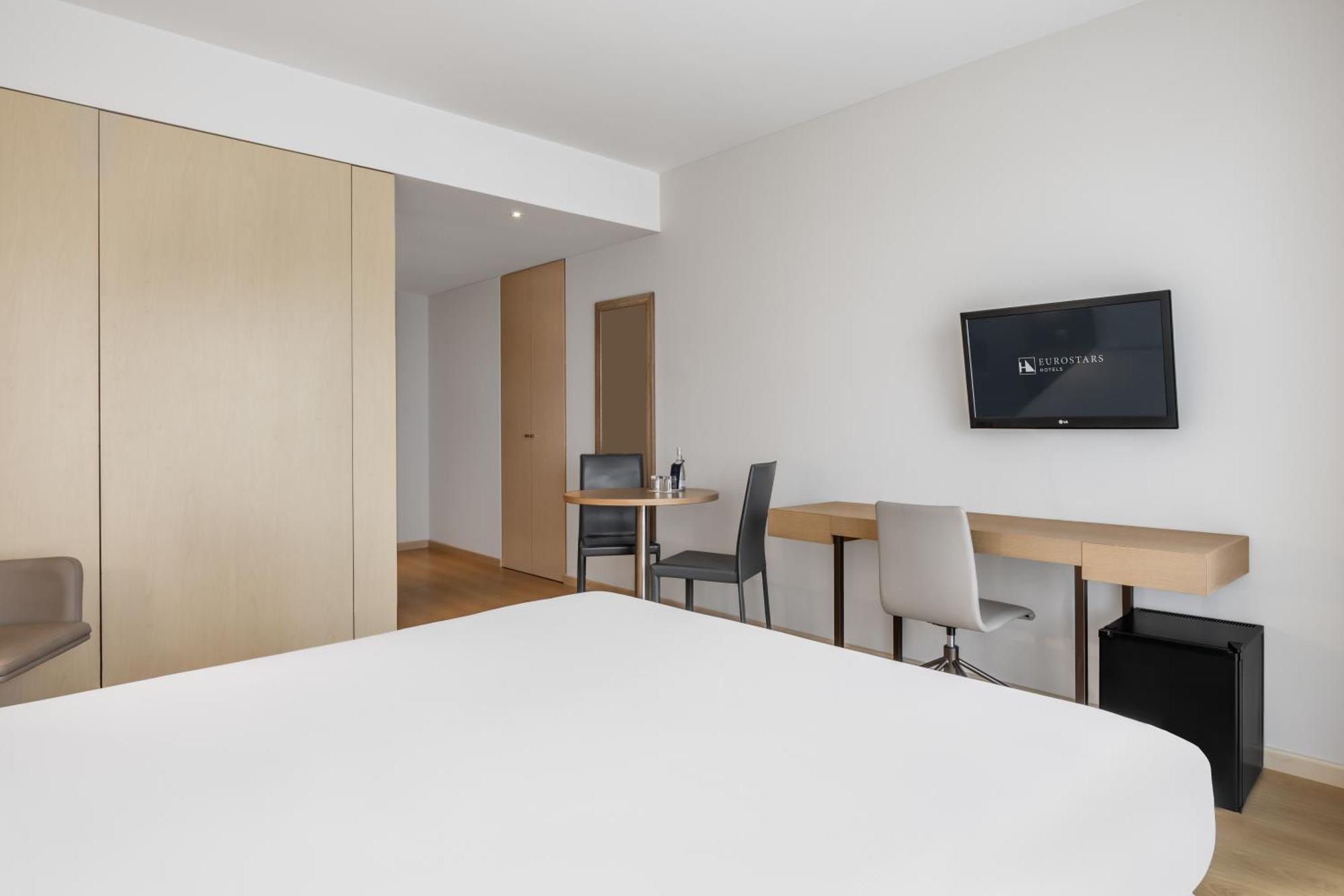 Standard Double or Twin Room Sea View