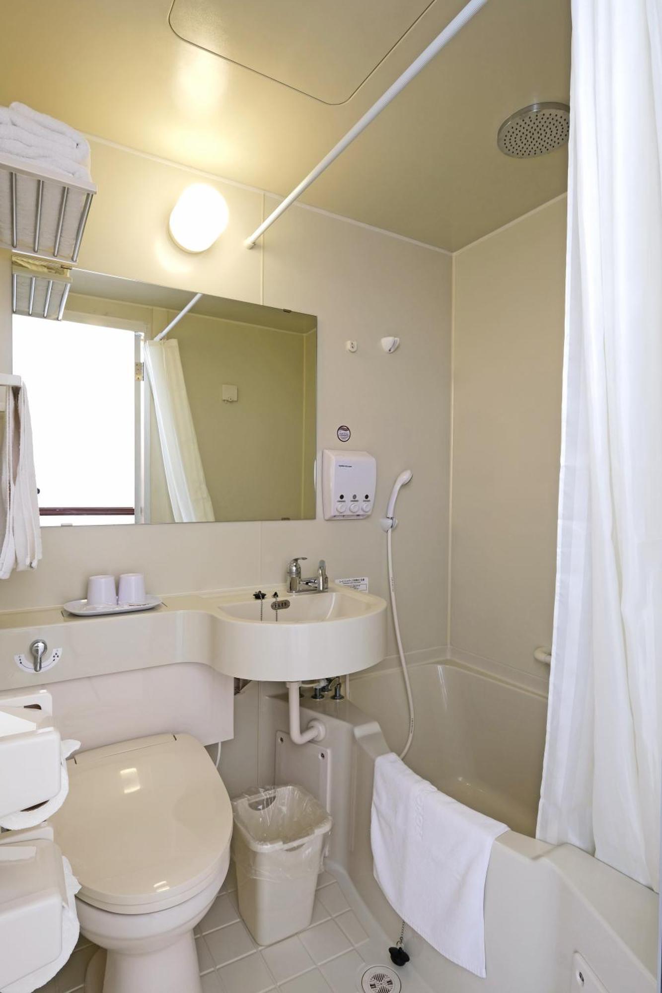 Standard Single Room Smoking