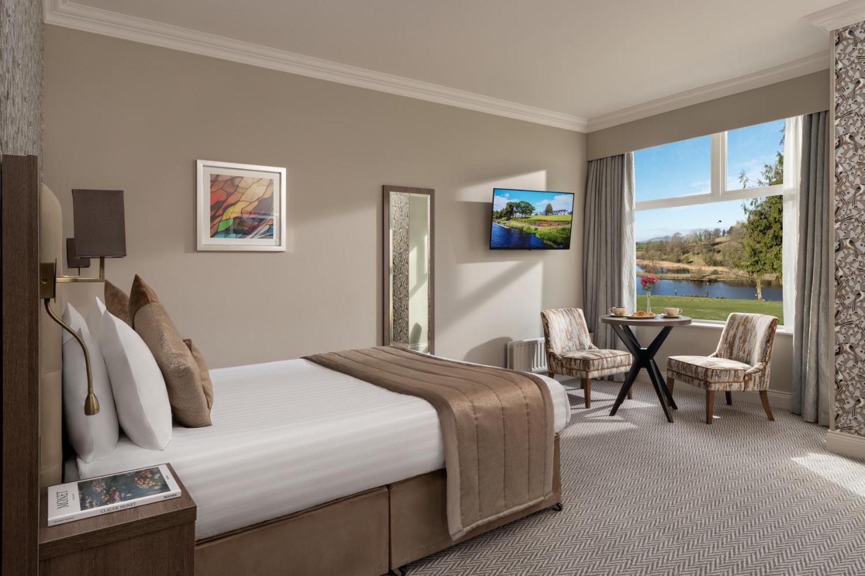 Double Room Lake View
