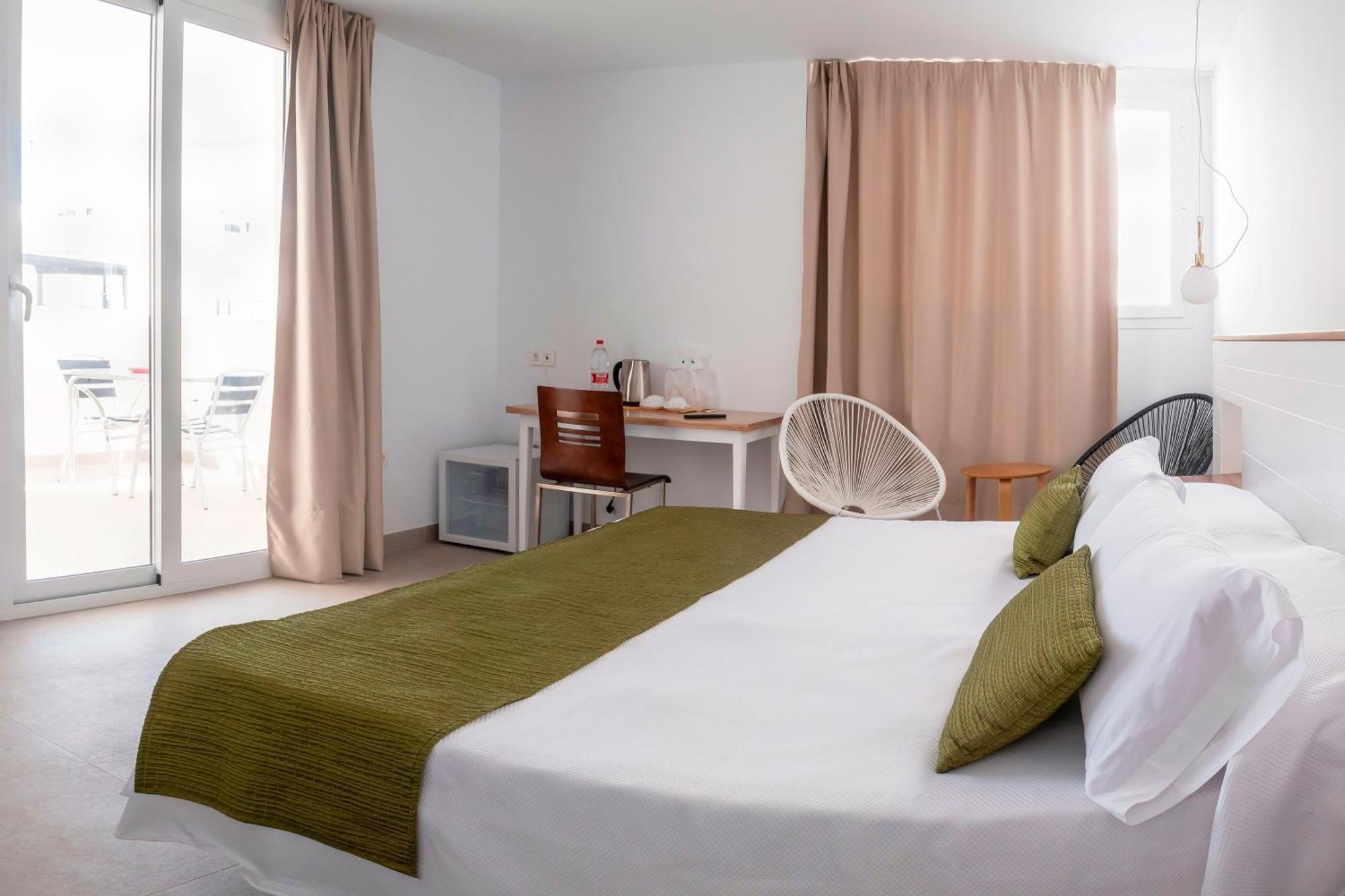 Superior Double or Twin Room Terrace