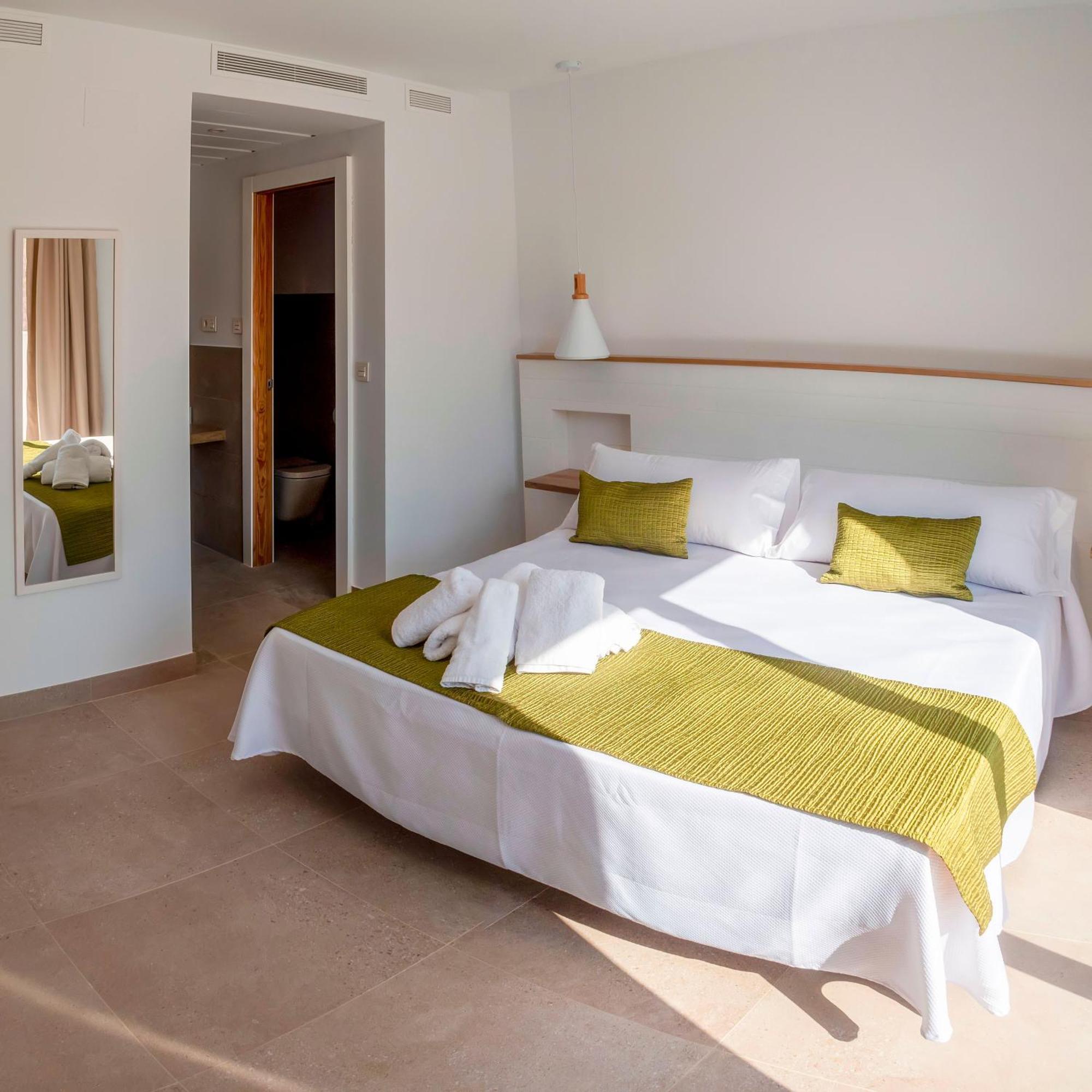 Double or Twin Room Terrace