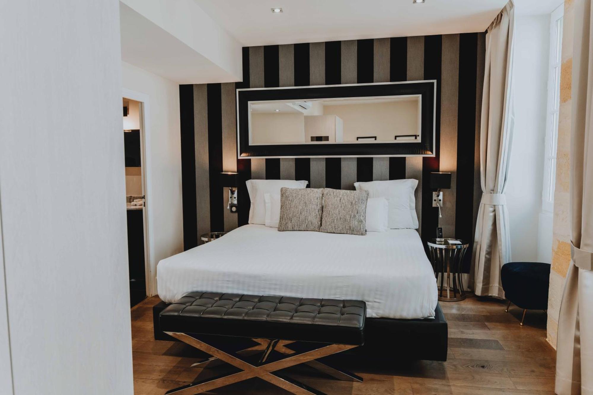 Elegance Double Room
