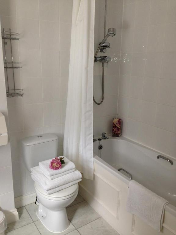 Standard Twin Room,1404157529:JPEG