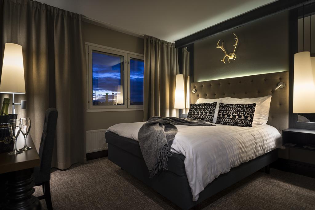 Northern Comfort Queen Room