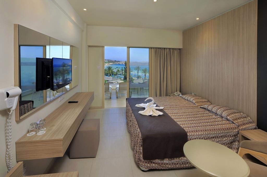 Standard Double or Twin Room Sea View