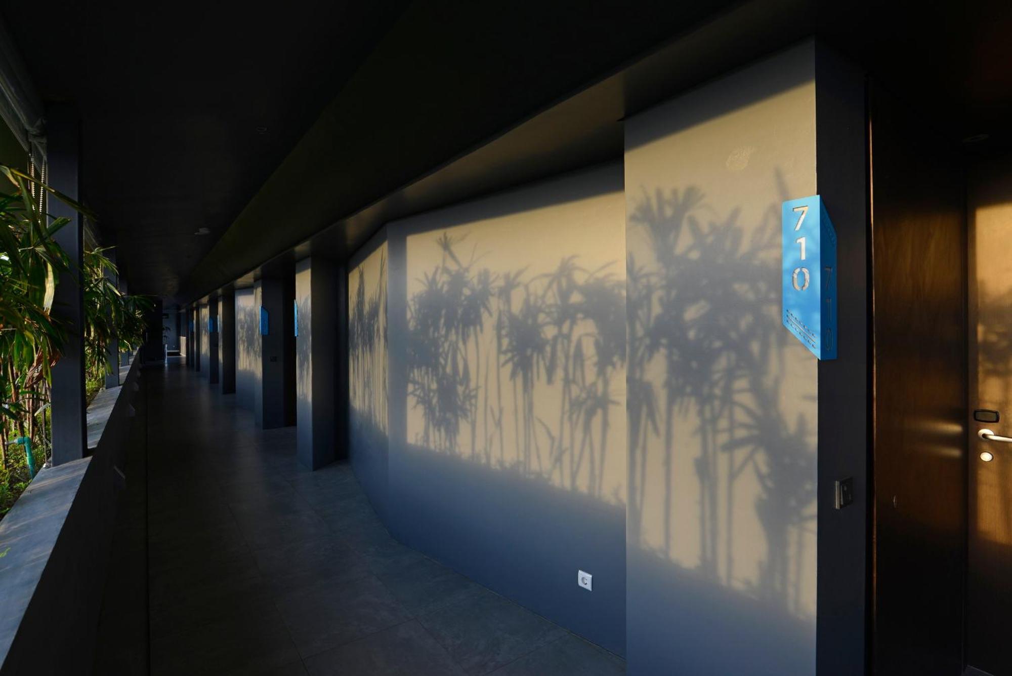 Club Twin Room