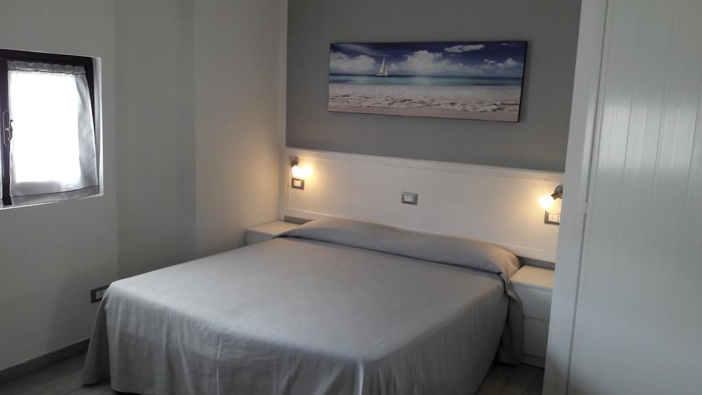 Camera Deluxe Matrimoniale/Doppia con Letti Singoli con Vista Lago