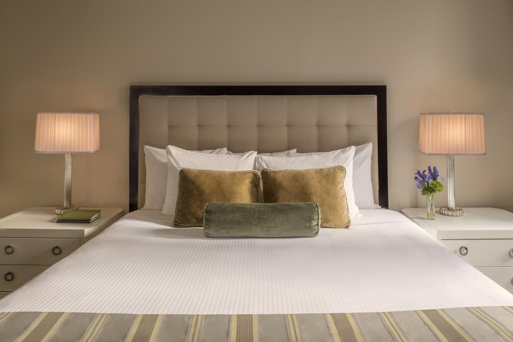 Suite Premier con 1 Camera da Letto, 2 Letti Matrimoniali e Vista Città