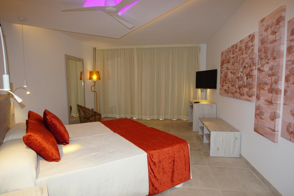 Habitación Doble Superior con vistas al jardín