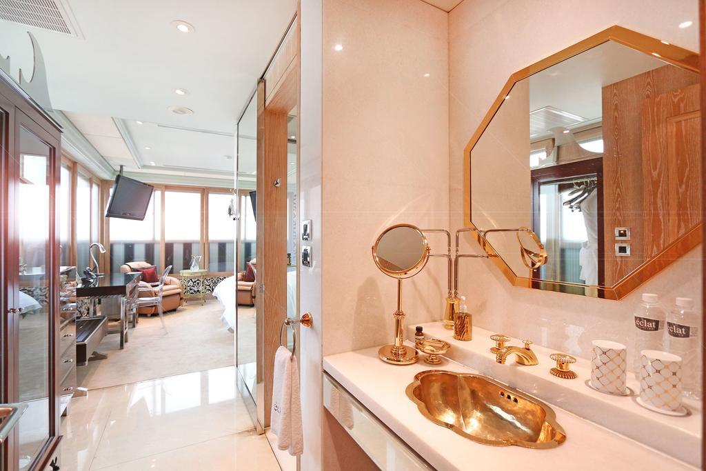 Suite Spa Bath