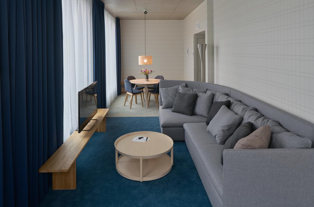Executive Queen Suite