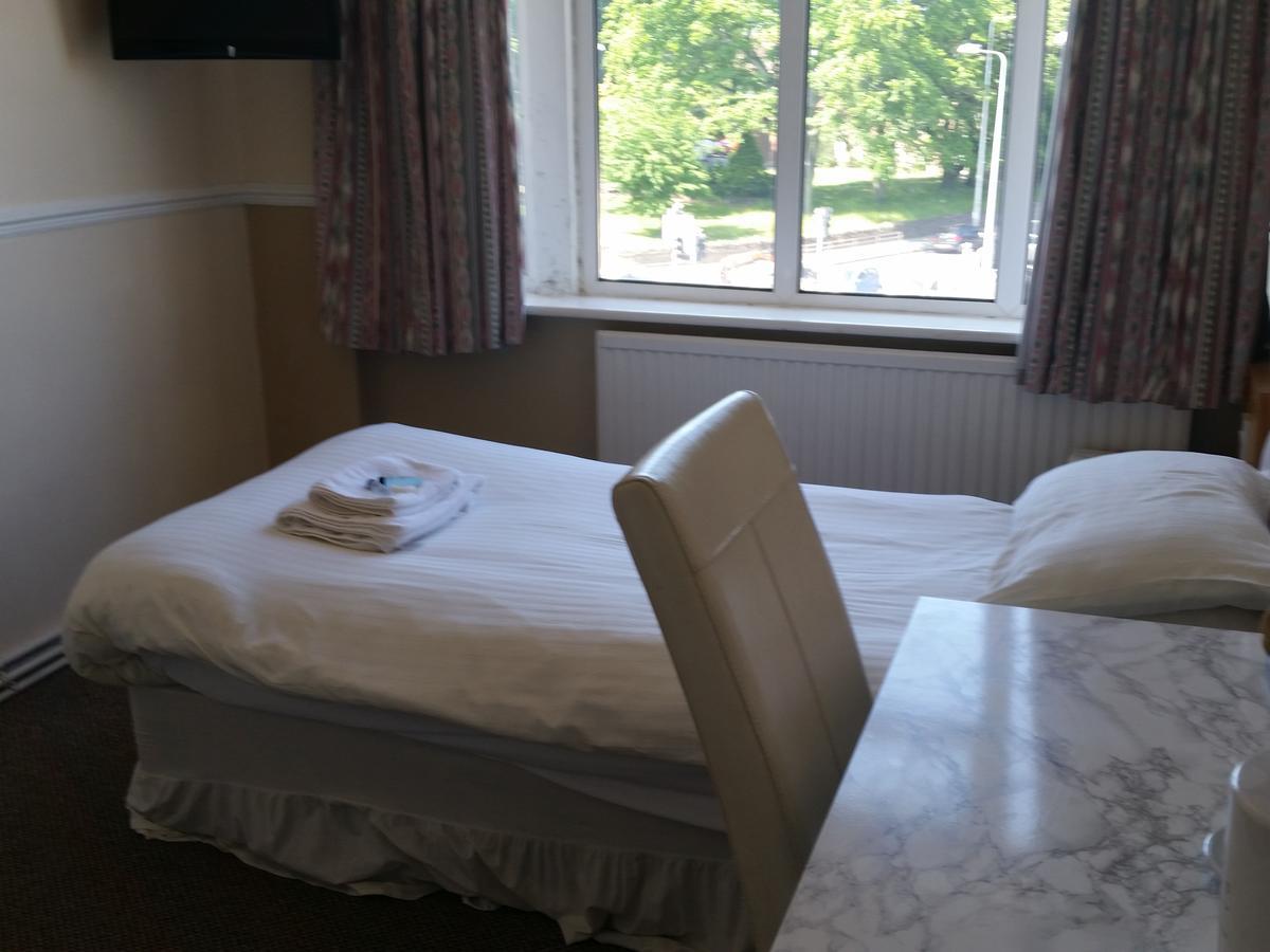 Single Room with Private Bathroom