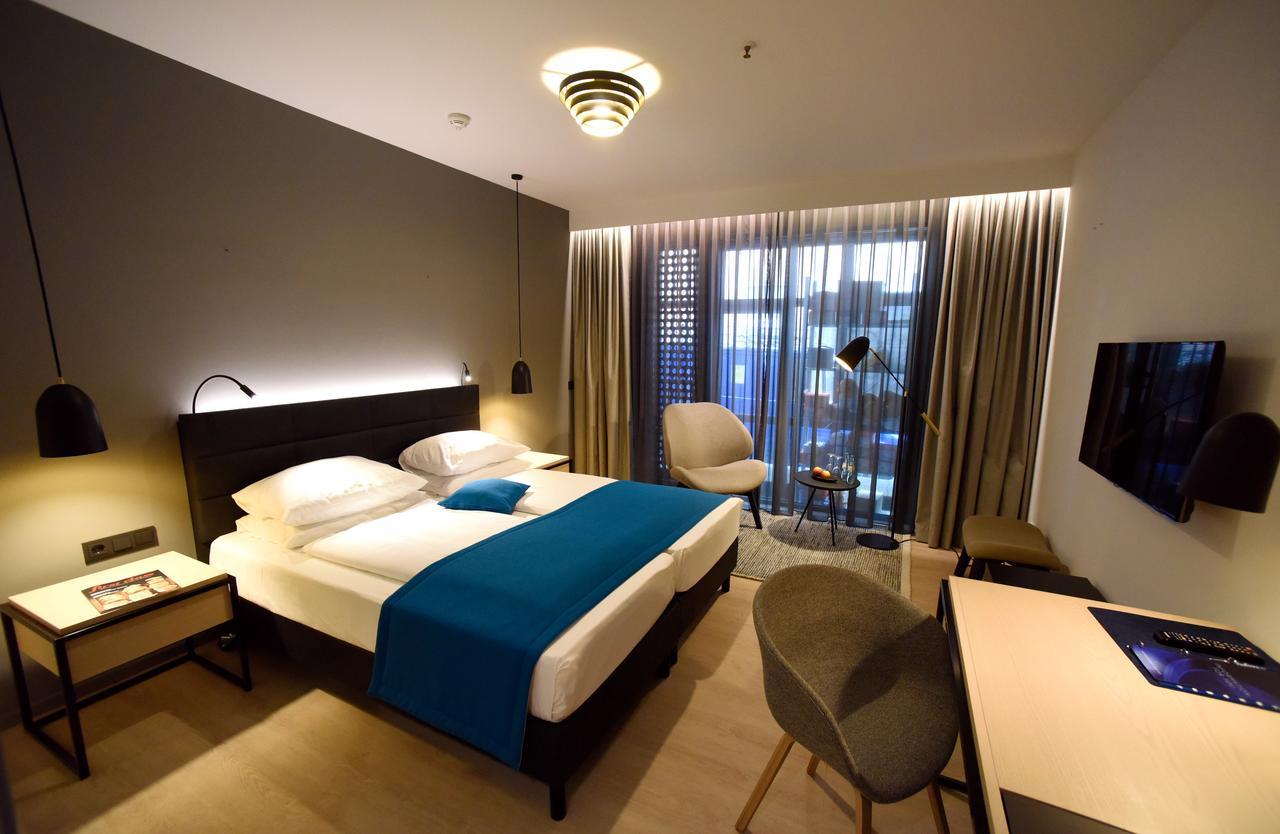 Chambre Supérieure - Baie Vitrée