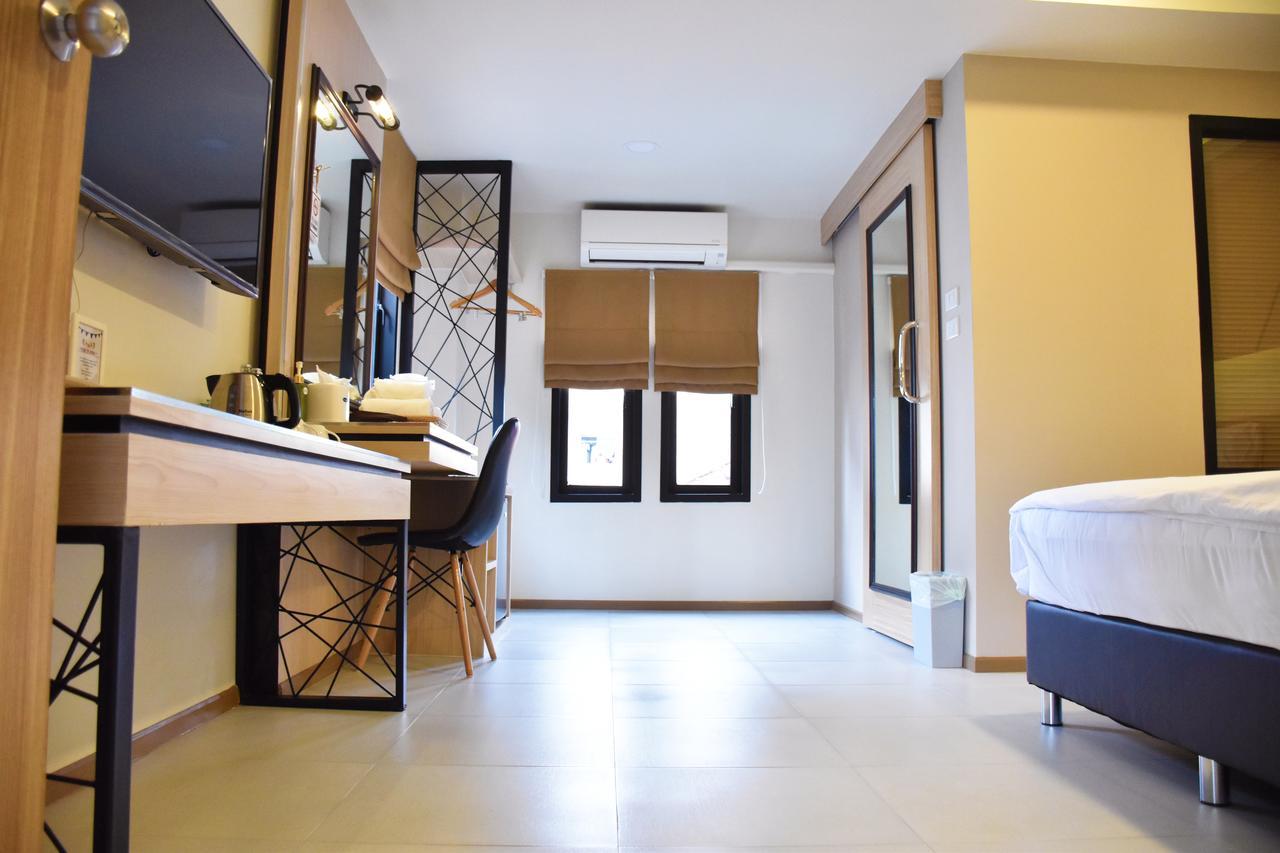 Double Room Private Bathroom