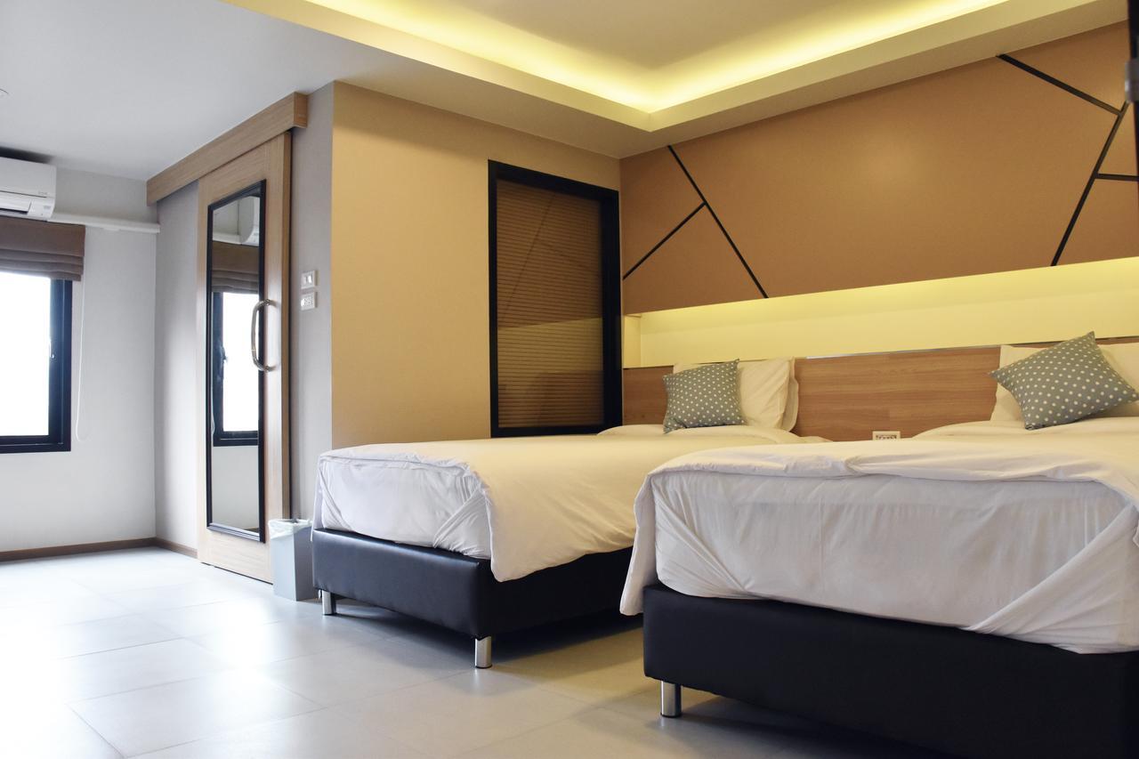 Twin Room Private Bathroom
