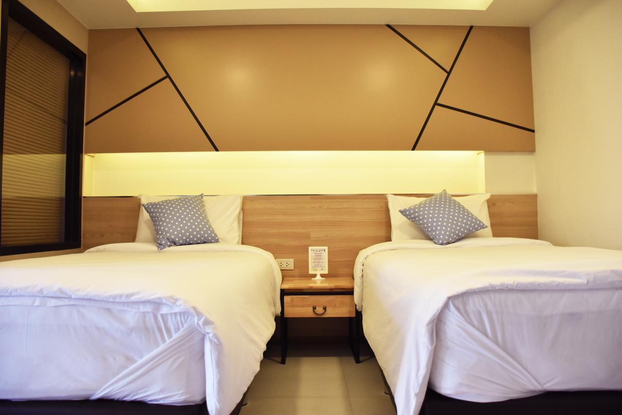 Twin Room Private Bathroom