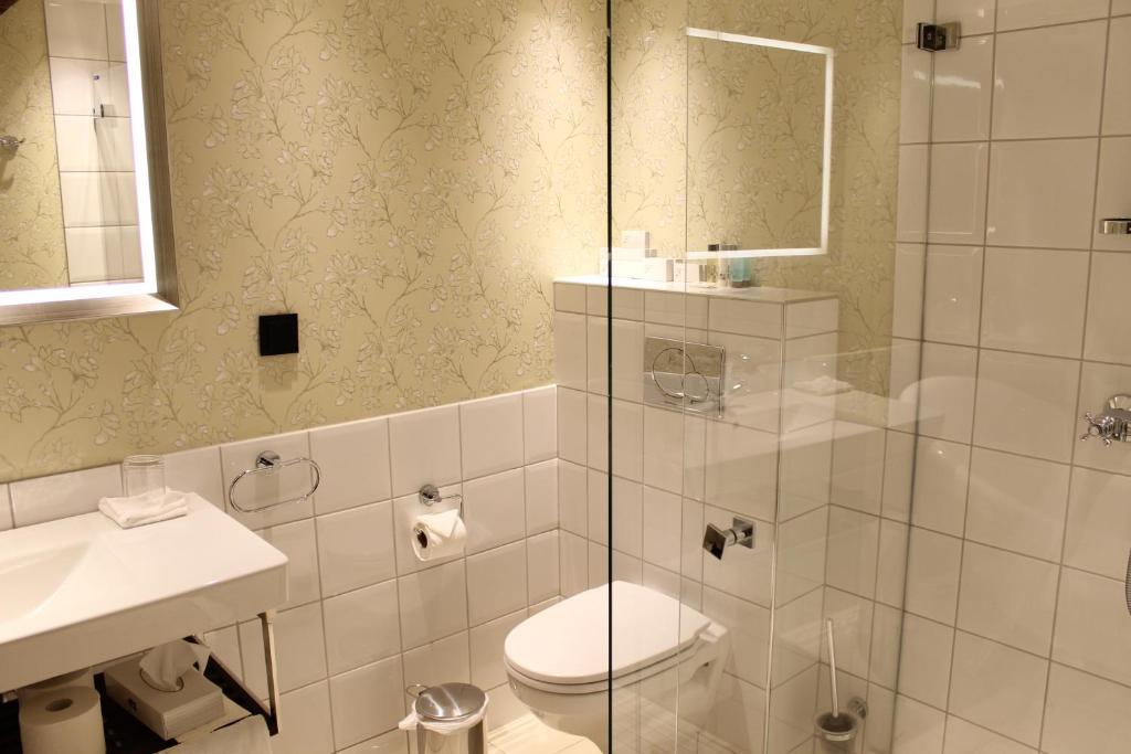 Small Twin Room