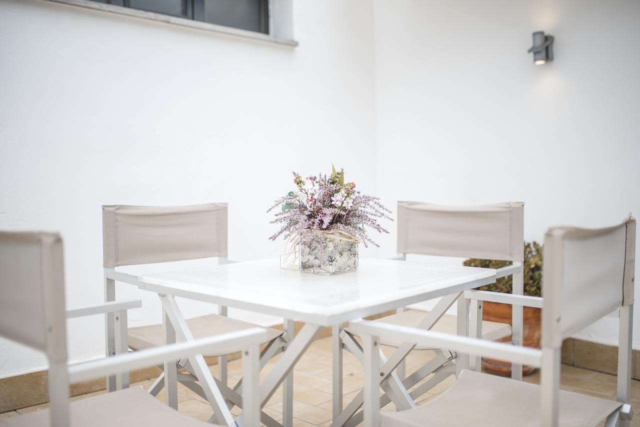 Tweepersoonskamer met Terras